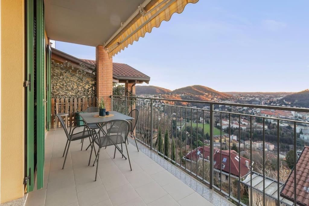 Appartamento Bellavista Con Ac E Posto Auto A Brunate Комо Экстерьер фото
